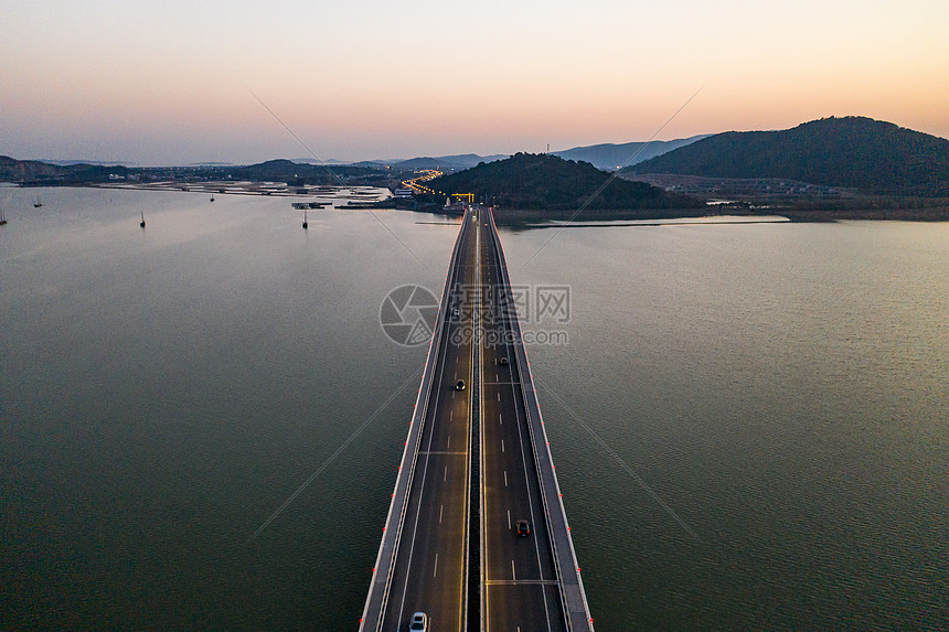 航拍苏州5a景区太湖大桥