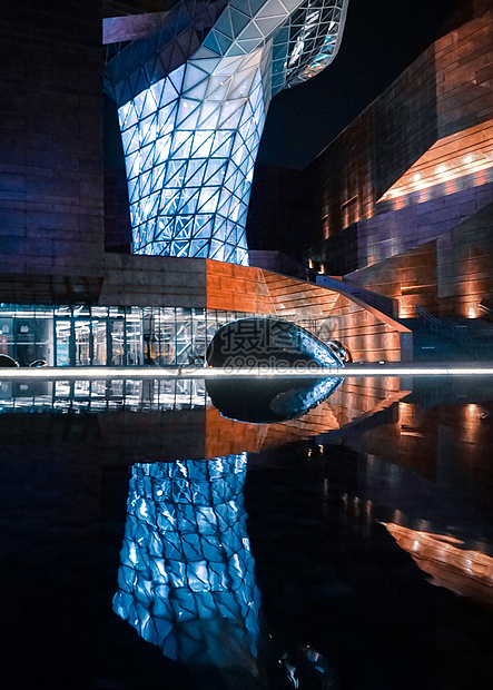上海世博博物馆夜景图片