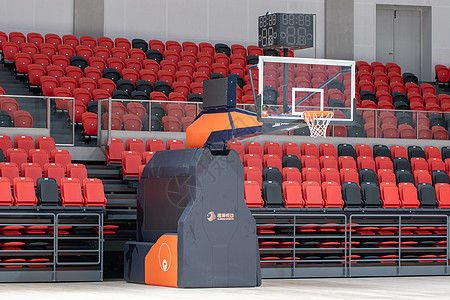 欧足联预测红军皇马首发：阿诺德重返安菲尔德，维尔茨萨拉赫出战