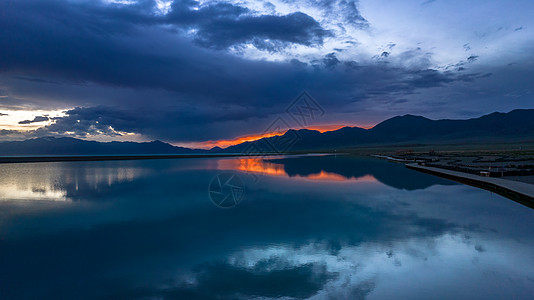 户外旅游5A景区航拍新疆赛里木湖景区傍晚日落景观背景