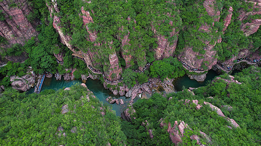 丛林溪水5A景区航拍河南云台山景区红峡谷景观区背景