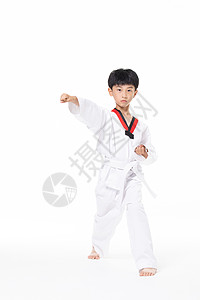 小男孩练习跆拳道图片