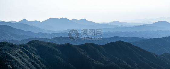 绵延山川图片