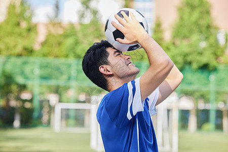 曼联连续两场排出相同首发，是阿莫林执教球队37场英超首次出现