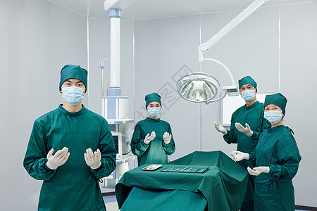 手术室外科医护人员术前准备图片