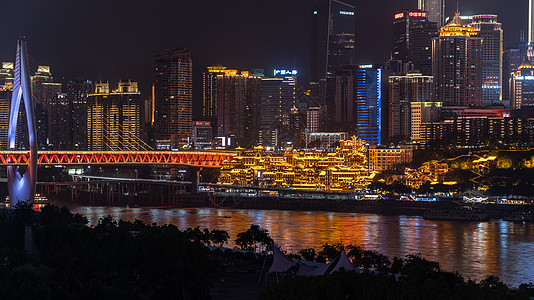 重庆地标千厮门大桥和渝中半岛cbd倒影背景