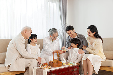 一家团圆一家六口幸福相伴过中秋节背景