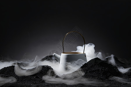 杯子冒烟烟雾缭绕的陶瓷茶具静物背景