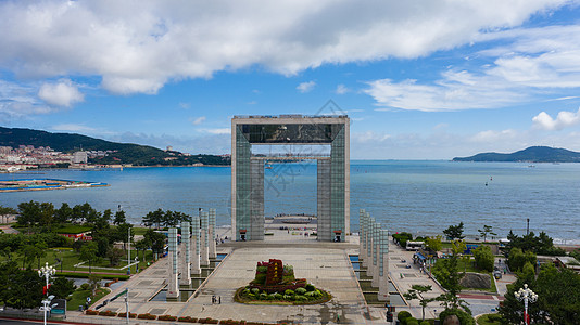 城市幸福山东威海幸福门风光背景