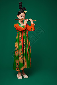 唐宫夜宴天真童趣小女孩吹竹笛背景图片