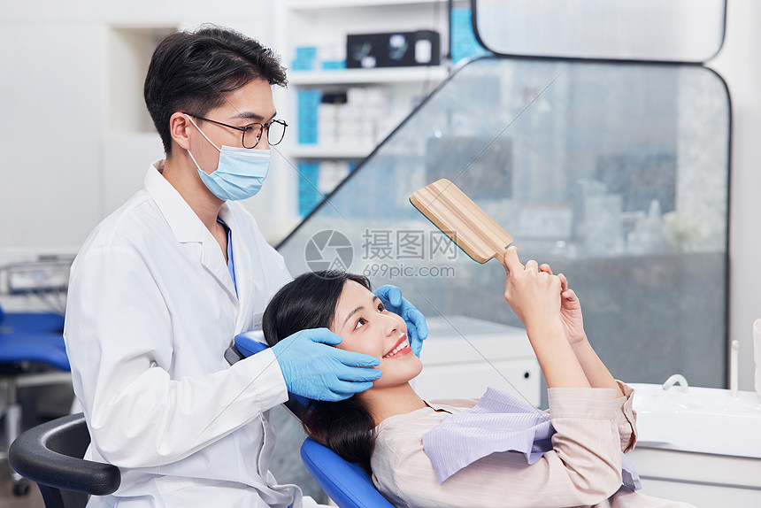 患者牙齿医治康复图片