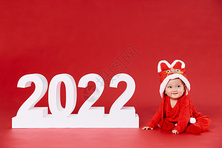 献礼赢新春可爱宝宝2022虎年形象背景