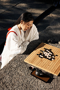 下围棋打盹的气质古风美女图片