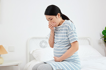 孕妇吃饭年轻孕妇孕期不良反应孕吐背景