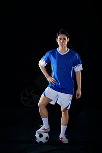 马德兴：U18国青6张新面孔来自全运会，队伍磨合时间超过05年龄段