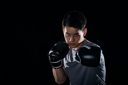 深陷巨大争议！每体：巴萨开始管控亚马尔的公开活动