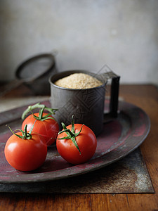 番茄和黄豆粉图片