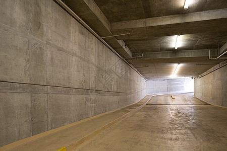 加拿大不列颠哥伦比亚省温华地下停车场图片
