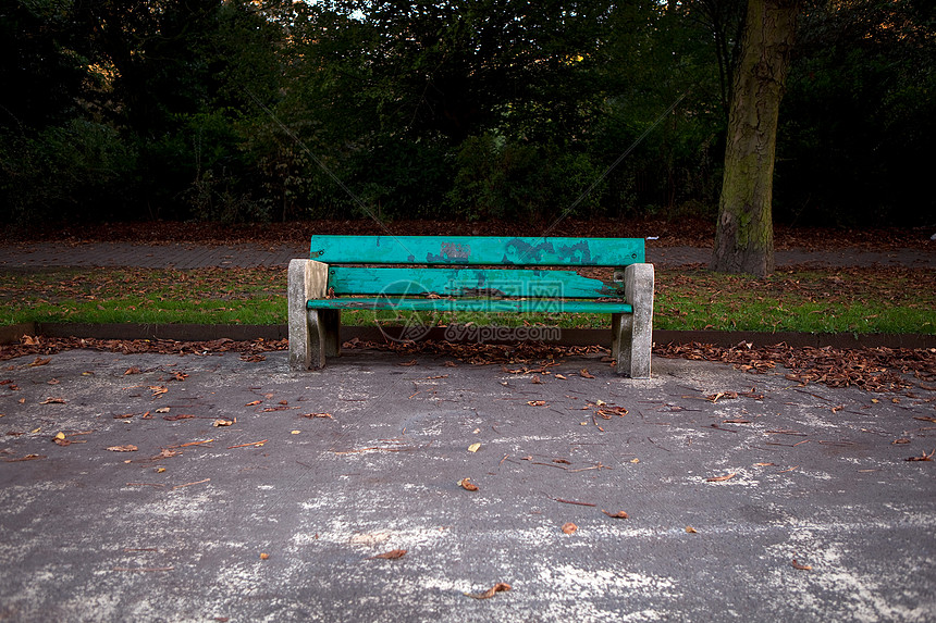 法国里尔公园长椅图片