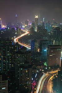 夜晚上海城市的高架景观图片