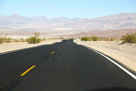 沙漠谷公园戈壁滩汽车广告背景图图片