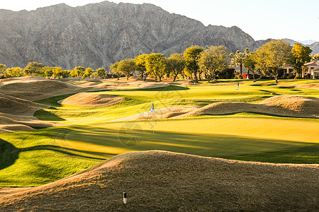 高尔夫草坪休闲活动彩色图片水平构图高尔夫球场背景
