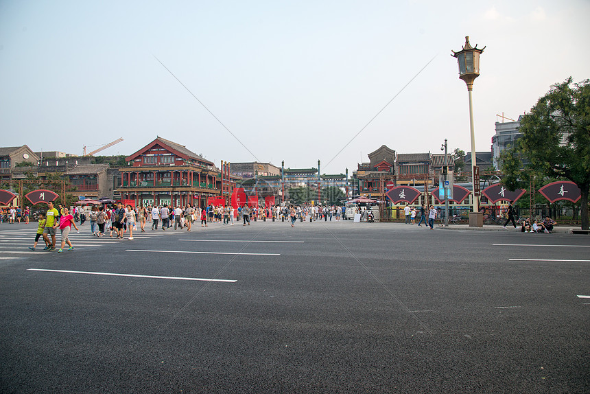 当地著名景点街道摄影北京前门大街图片