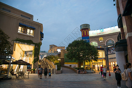 户外照明北京城市建筑购物广场背景