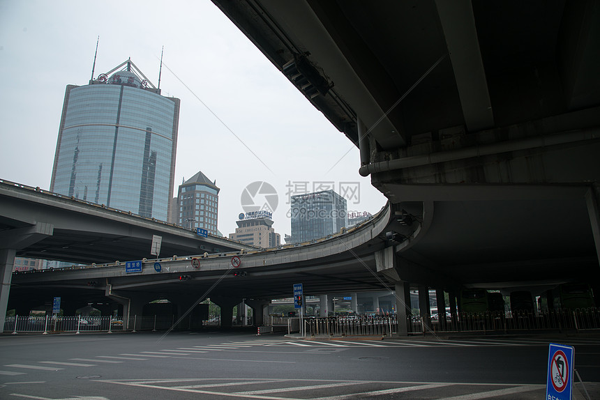 北京城市建筑和道路图片