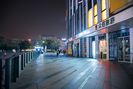 夜晚广场北京的商业商务区和街道背景