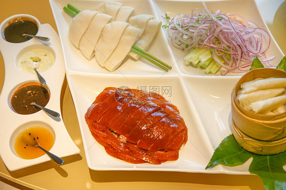 无人亚洲菜烤鸭图片