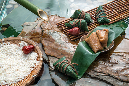 东方节日传统食品粽子图片