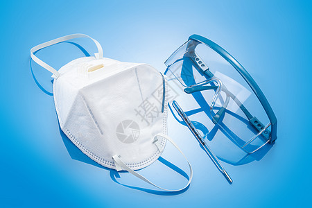 疫情防护口罩和护目镜图片