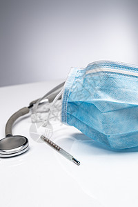 防流感口罩防护健康保健一次口罩和听诊器图片