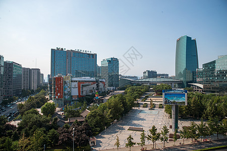 路海报北京城市建筑和街道背景