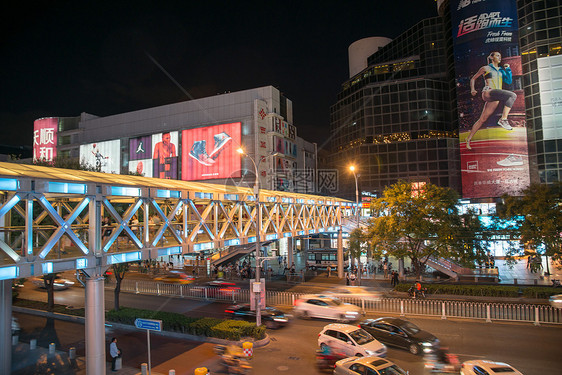 汽车广场光亮北京商业街夜景图片