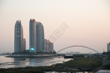 城市繁华建筑辽宁省丹东风光图片