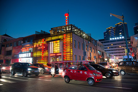 道路繁荣旅游胜地辽宁省丹东城市夜景图片