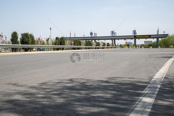 汉字摄影前进的道路白洋淀高速公路收费站图片