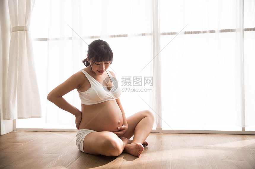 幸福的孕妇图片