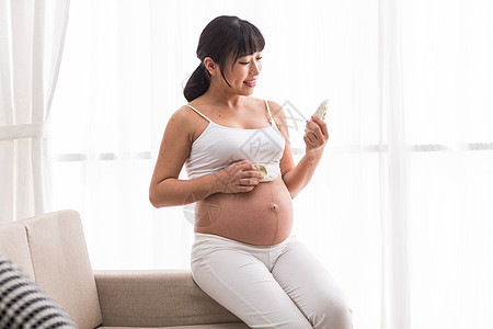 健康生活方式简单女人幸福的孕妇图片