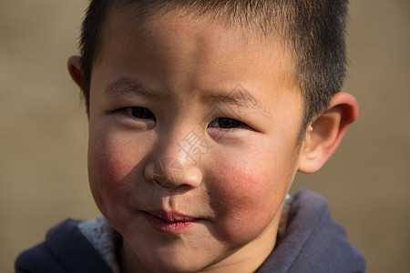 天真在校生童年欢乐的乡村小学生图片