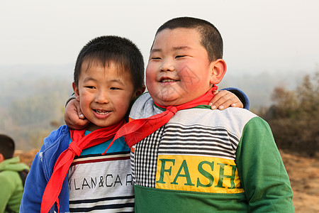 兴奋彩色图片逆境欢乐的乡村小学生图片