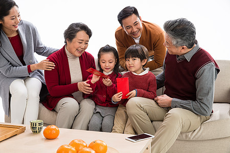 传统庆典人多人幸福家庭过新年图片