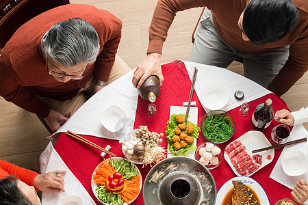 全家福享乐火锅年夜饭高清图片