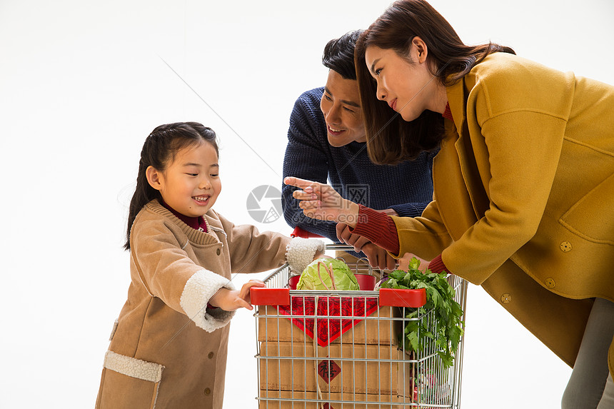 丈夫新年20多岁快乐家庭购物图片