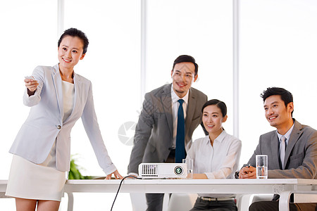 销售团队商务男女在会议室工作背景