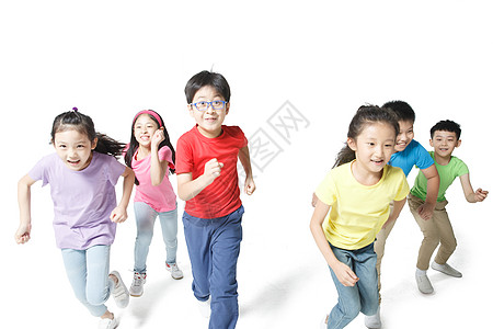 学龄儿童智慧团队欢乐的小学生奔跑图片