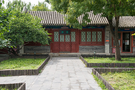 草地元素建筑北京恭王府背景