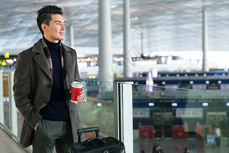 旅行商务男士在机场图片